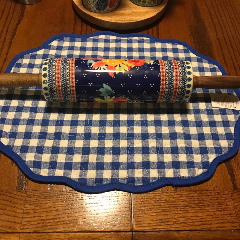 Pioneer Woman Rolling pin